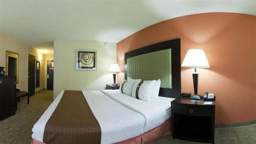 Doubletree By Hilton Harrisonburg Hotel Buitenkant foto