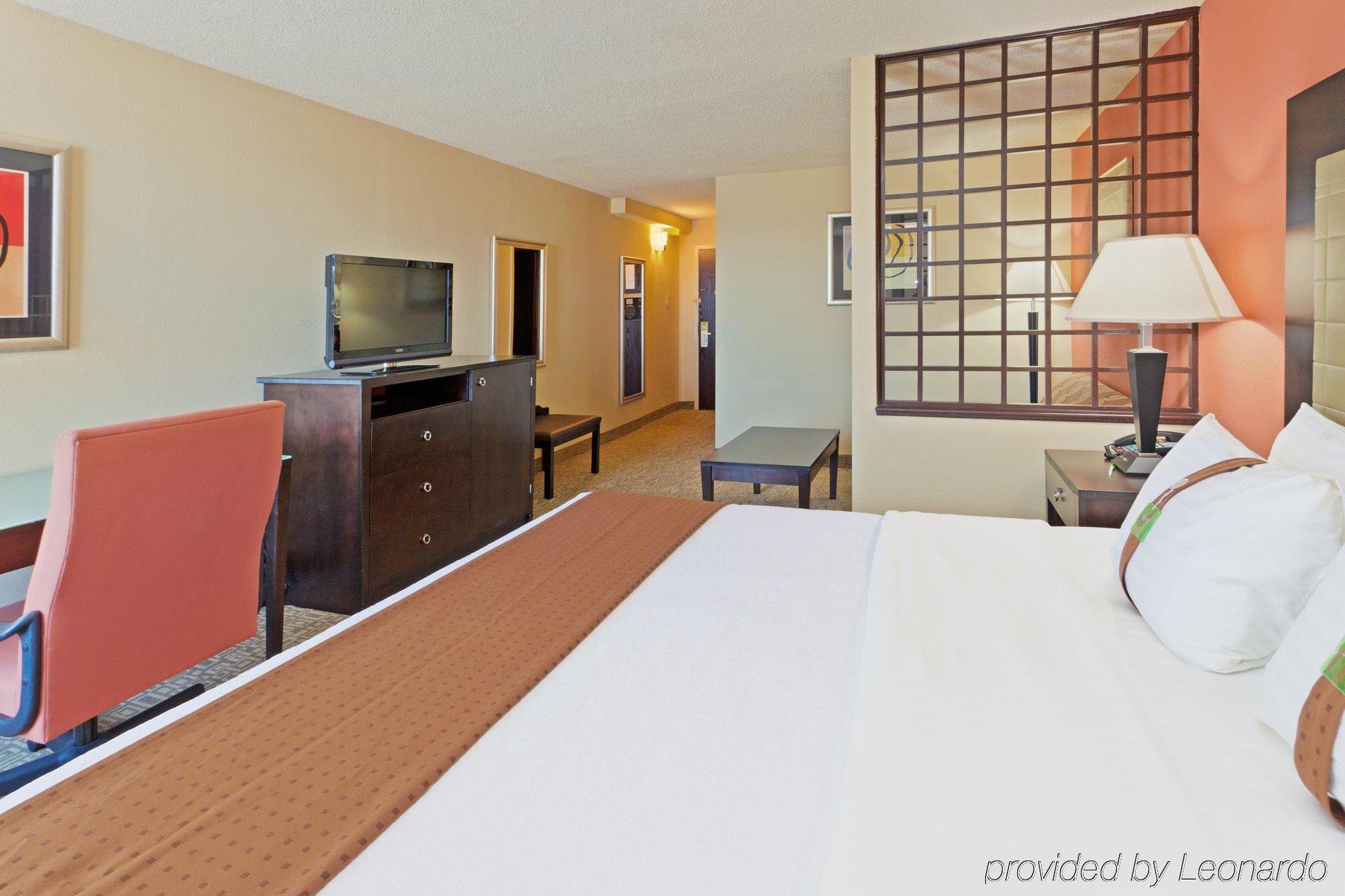 Doubletree By Hilton Harrisonburg Hotel Buitenkant foto