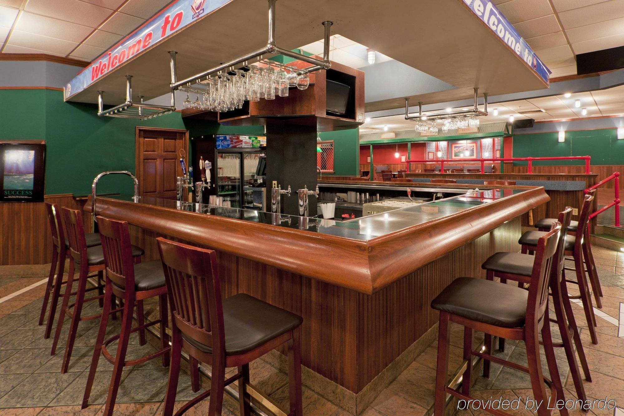Doubletree By Hilton Harrisonburg Hotel Buitenkant foto