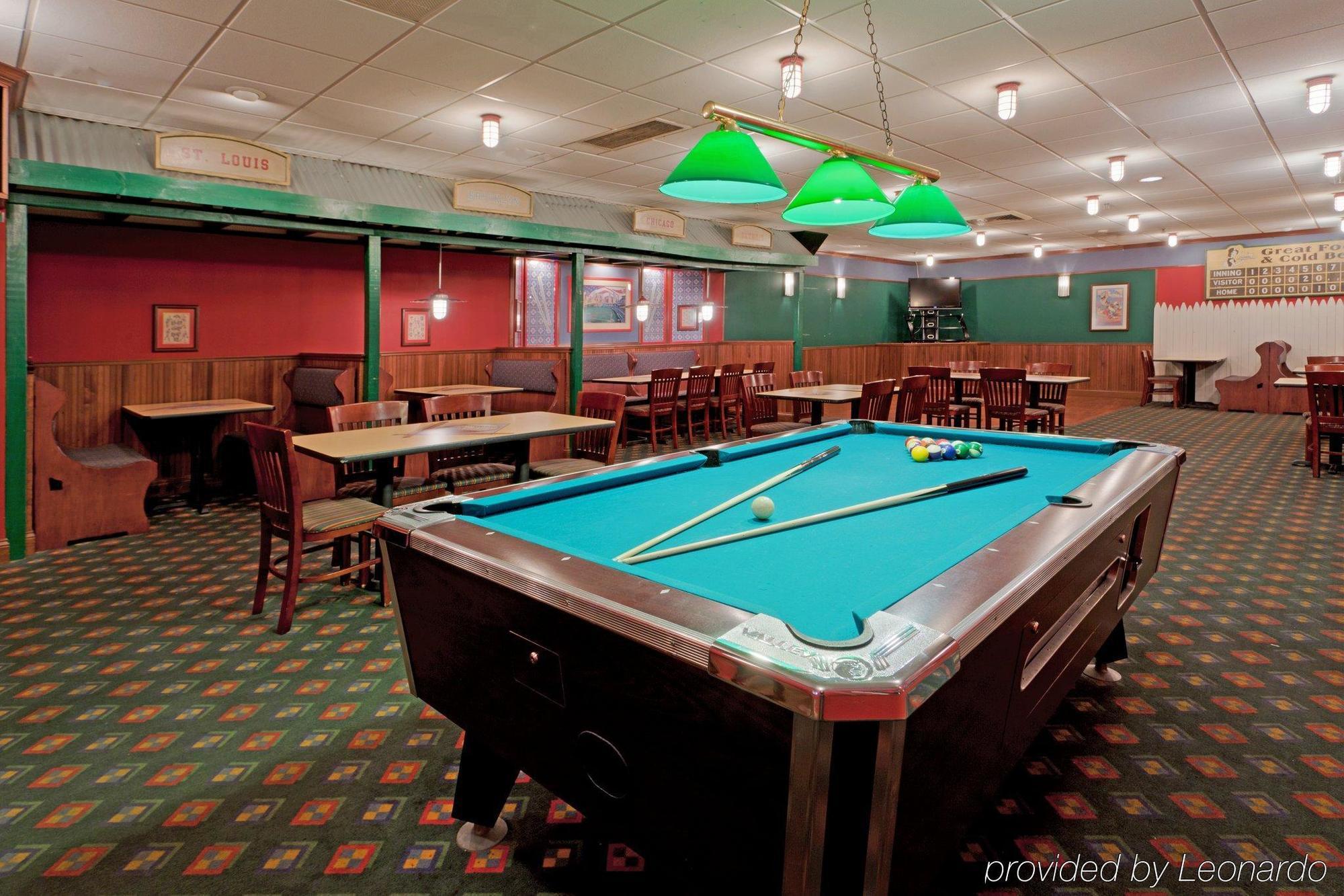 Doubletree By Hilton Harrisonburg Hotel Buitenkant foto