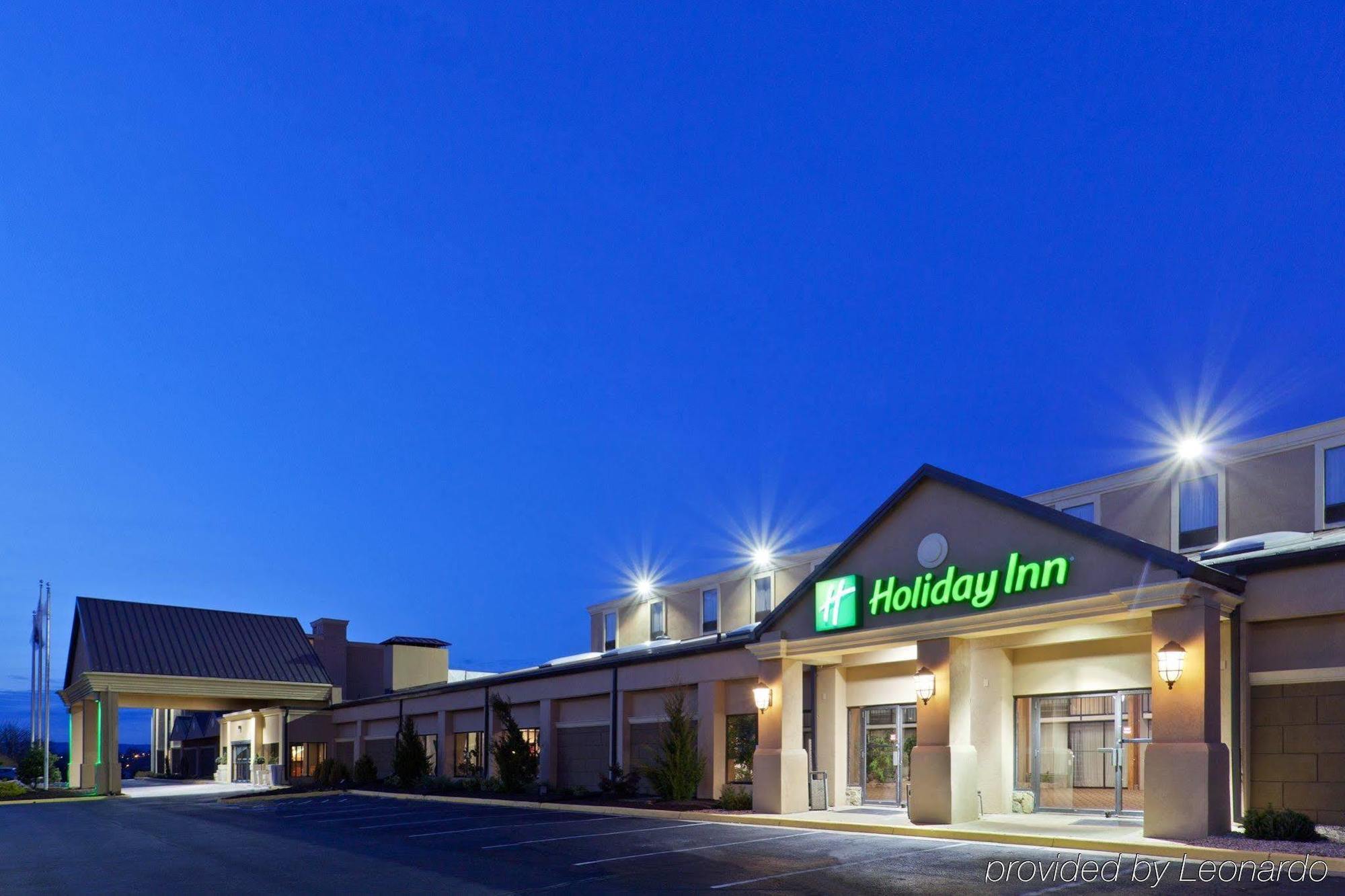Doubletree By Hilton Harrisonburg Hotel Buitenkant foto